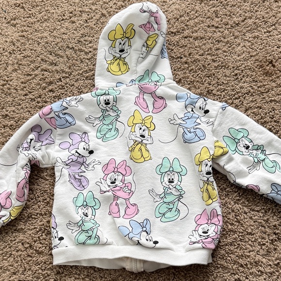 Zara - Disney Kids Hoodie - White with Pastel Characters - Picture 4 of 4
